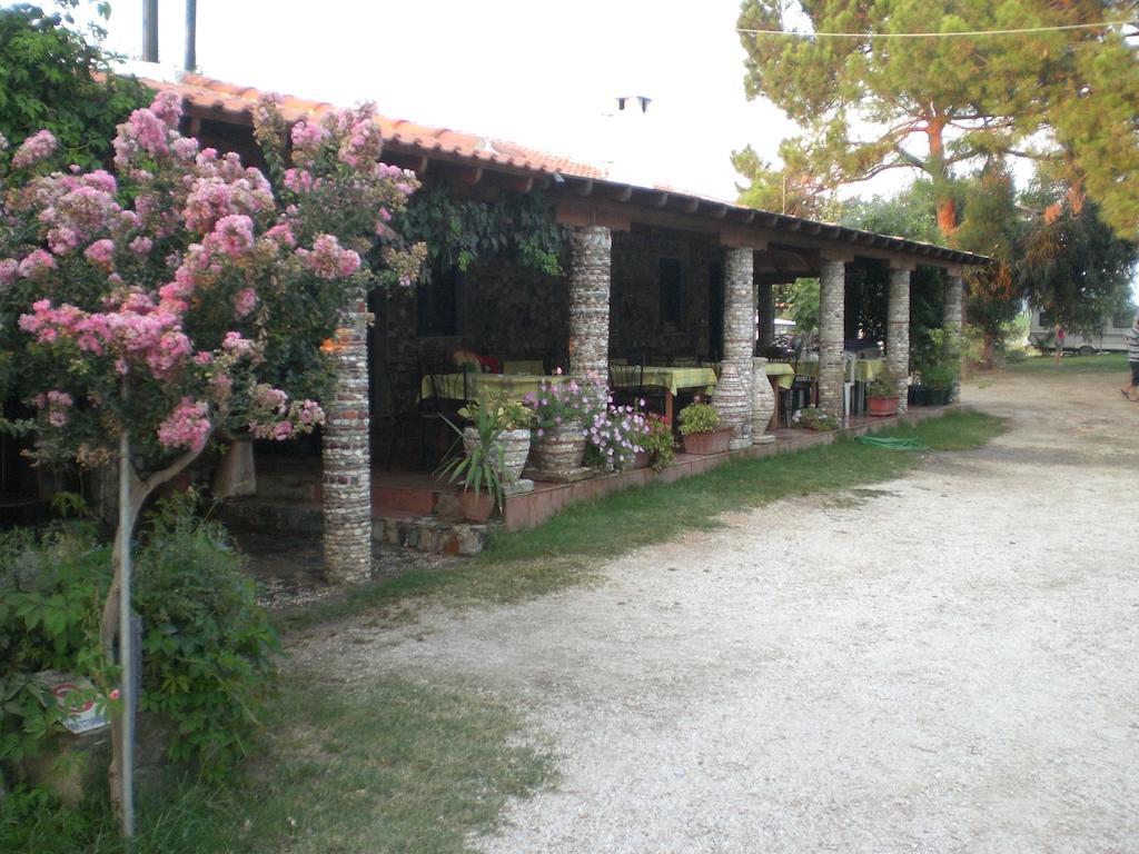 Eleni Rooms Develiki Ierissós Buitenkant foto